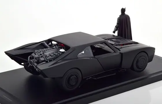 Jada Toys - 1:18 - Batmobile met figuur Batman ,,, 2022///