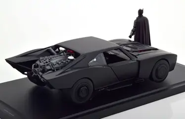 Jada Toys - 1:18 - Batmobile met figuur Batman ,,, 2022///