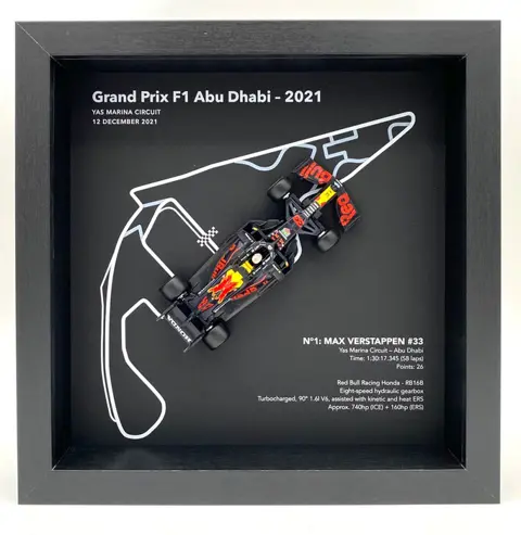 Framedwheels 3D - 1:43 - Complete Victories Season 2021 Red Bull #33 RB16B - Formule 1 - Max Verstappen