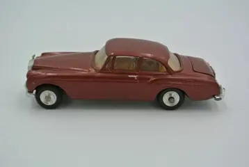 Corgi - 1:43 - Rolls-Royce Sports Saloon