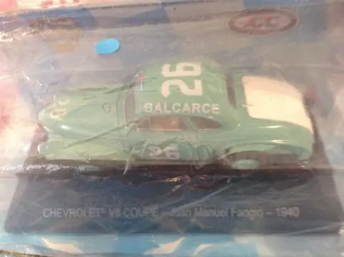 De Agostini - made only for Argentina - 1:43 - Chevrolet V8 Coupé Juan Manuel Fangio - Turismo Carretera -#26 Balcarce - erg moeilijk om deze kant van de vijver te vinden