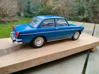 MCG - 1:18 - Volkswagen1500S uit 1983