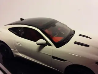 Jaguar Genuine Parts by Ixo - 1:43 - Jaguar F-Type CoupéR