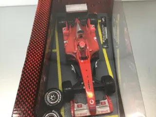 Hot Wheels - 1:18 - F1Ferrari2003 Michael Schumacher 2003 World Champion - Model Nr. B1026