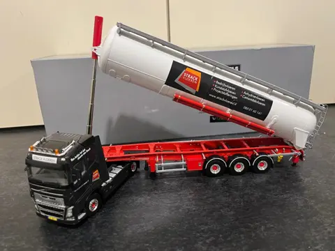 WSI - 1:50 - Wsi Volvo FH4 globetrotter 4x2 bulk trailer Tipper 3 Axle - Starck Vloeren