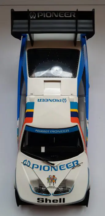 Otto Mobile - 1:18 - Peugeot 405 T16 Pikes Peak Vatanen