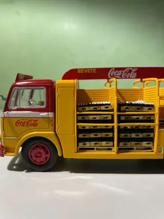 IXO - 1:43 - FIAT 645 N PASSO Z COCA COLA