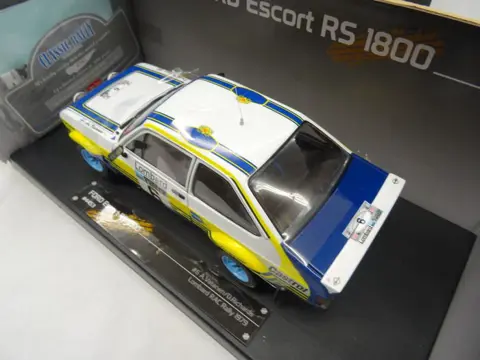 Sunstar - 1:18 - Ford Escort RS1800 #6 Rotmans - Drivers: A.Vatanen/D.Richards - Lombard RAC Rally 1979 - Limited 1099 pcs.