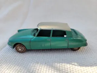 Dinky Toys - 1:43 - Citroen DS 19, ID 19, 2CV