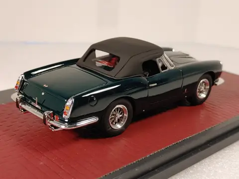 Matrix - 1:43 - Ferrari 400 Superamerica Pininfarina Cabriolet #1611 SA Closed 1959 - 184 of 408 Limited Edition
