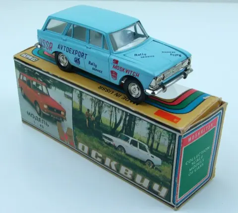 AGAT - 1:43 - Moskvitch Nr. 426 and Moskvitch Nr. 427
