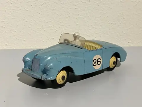 Dinky Toys - 1:43 - ref. 107 Sunbeam Alpine Sports