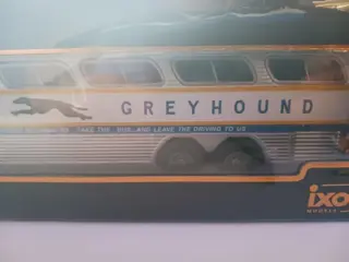 IXO - 1:43 - Bus de ligne américain GMC Scenicruiser GREYHOUND