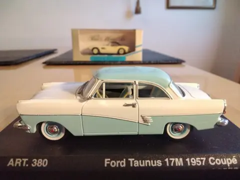 Minichamps - 1:43 - BMW 507 - FORDP2 + P3