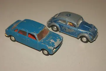 Spot-On Models by Tri-ang - 1.42 - First Original Issue Made in Northern Ireland "Austin 1800 LRT 145"no.286 - 1965 - First Original Issue - Made in United Kingdom "Volkswagen 1200 Beetle ABG 219"no.307 - 1966