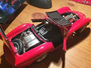 CMC - 1:18 - CMC Collectors Edition exclusively for Techno Classica, Essen 2015 autographed CMC - Model Ferrari Testarossa 1958