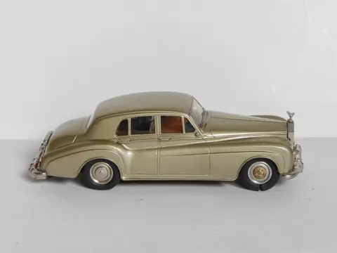 Western Models - 1:43 - Rolls Royce Silver Cloud III 1964 - Modelnummer WMS 48