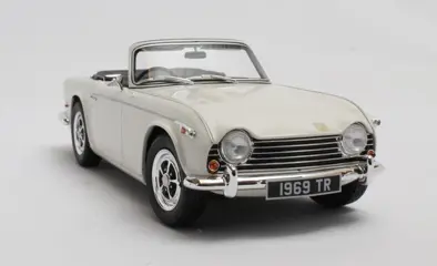 Cult Scale Models - 1:18 - Triumph TR5 P.I. 1967-1968 Wit - CML069-4