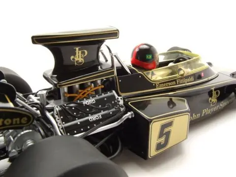 MCG - 1:18 - Lotus 72D #5 - John Player team Lotus - GP Spain