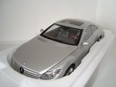 Autoart - 1:18 - Mercedes CL-Klasse