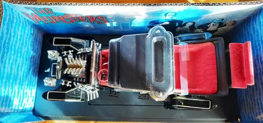 Ertl - 1:18 - The Munsters - Munsters Coach - 1927 Ford T