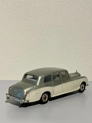 Dinky Toys - 1:43 - ref. 198 Rolls Royce Phantom V