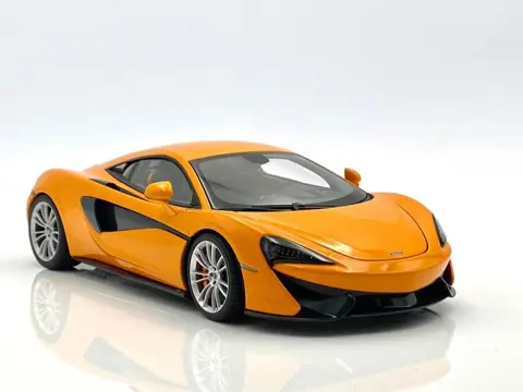 Autoart - 1:18 - McLaren 570S - McLaren Orange / Silver Wheels
