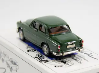 Rob Eddie - 1:43 - Amazon AMAZON 123GT