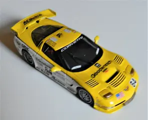 Action - 1:43 - 2000 Chevrolet Corvette C5-R LM - 10th overall and 2nd Class LMGTS - F. Fréon/A. Pilgrim/K. Collins