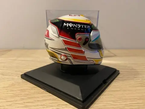 Spark - 1:5 - Lewis Hamilton World Champion 2014