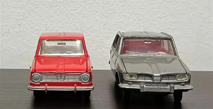 Dinky Toys - 1:43 - Renault R 16, Renault 6 - Gemaakt in Frankrijk