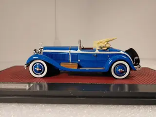 Matrix - 1:43 - 1929 Isotta Fraschini 8A SS Castagna Roadster Open- 1930 - 054 of 408 Limited Edition