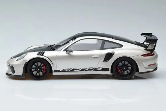 Minichamps - 1:18 - Porsche 911 (991.2) GT3 RS Weissach Package 2019 - Limited Edition of 300 pcs.