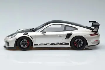 Minichamps - 1:18 - Porsche 911 (991.2) GT3 RS Weissach Package 2019 - Limited Edition of 300 pcs.