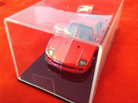 Kyosho - 1:43 - ref. #05042R Ferrari F40 Berlinetta Pininfarina 1987 - light weight version