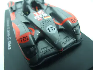 Spark - 1:43 - Audi R10 TDI - S2565