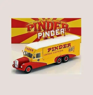 IXO pour Direkt Collections - 1:43 - Bernard 28 Electrical Truck 1951 - Kavel van 10 nieuwe Pinder-vrachtwagens in blister Certificaat van Echtheid - Geen minimumprijs