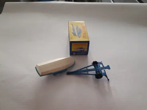 Matchbox - 1:64 - Carrello porta barca n. 9