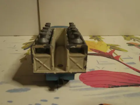 Dinky Toys - 1:43 - ref. 25O Laitier Nestle' - Gemaakt in Frankrijk