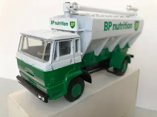 Lion Toys - 1:50 - DAF 2000 Frontstuur met bulkopbouw