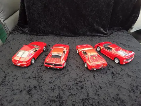 Bburago - 1:18 - 4 x Ferrari : F50-456GT-GTO-348TB