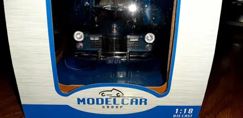 Model Car Group - 1:18 - Cadillac Fleetwood 1/18 serie 60