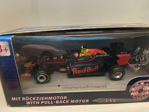 Onyx & OB - Quartzo/Onyx-Vitesse - 1:43 - 5 different models Lotus - Red Bull - Renault - Piquet /Verstappen/Jabouille/Prost/HHFrentzen