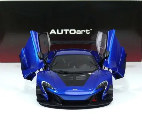 Autoart - 1:18 - McLaren 650S GT3 - Blue / Black Accents