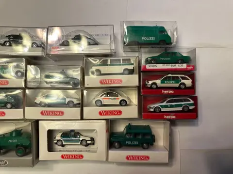 Busch, Herpa, Wiking, Roskopf, I.M.U. 1:87 - Modelauto's - Modelauto’s Polizei