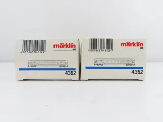 Märklin H0 - 4352 - Passagiersrijtuig - 2x 4-assige sneltreinrijtuigen 2e klas Memling-kleurstelling - NMBS