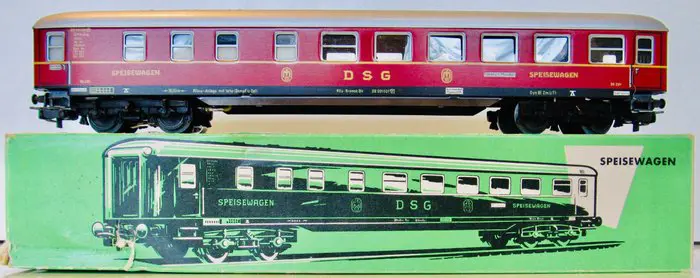 Märklin H0 - 4024/4027/4029 - Passagiersrijtuig - 3x met verlichting - DB