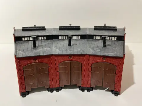 Märklin H0 - 7288 - Landschap - 3 Sporige locomotief loods