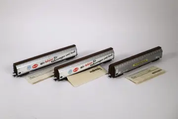 Märklin H0 - 48030/48031 - Goederenwagon - Drie schuifwandwagens 'Audi - VW & Transwaggon' - DB