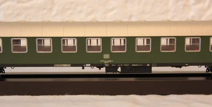 Liliput, Roco H0 - 44921/44903/840 - Passagiersrijtuig - 3 rijtuigen, Exact 1:87 epoche IV - DB
